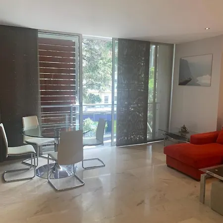 Las Ramblas Apartment *